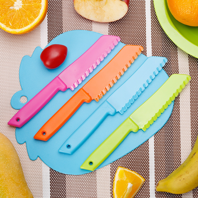Children's Plastic Safe Cooking Knife 3