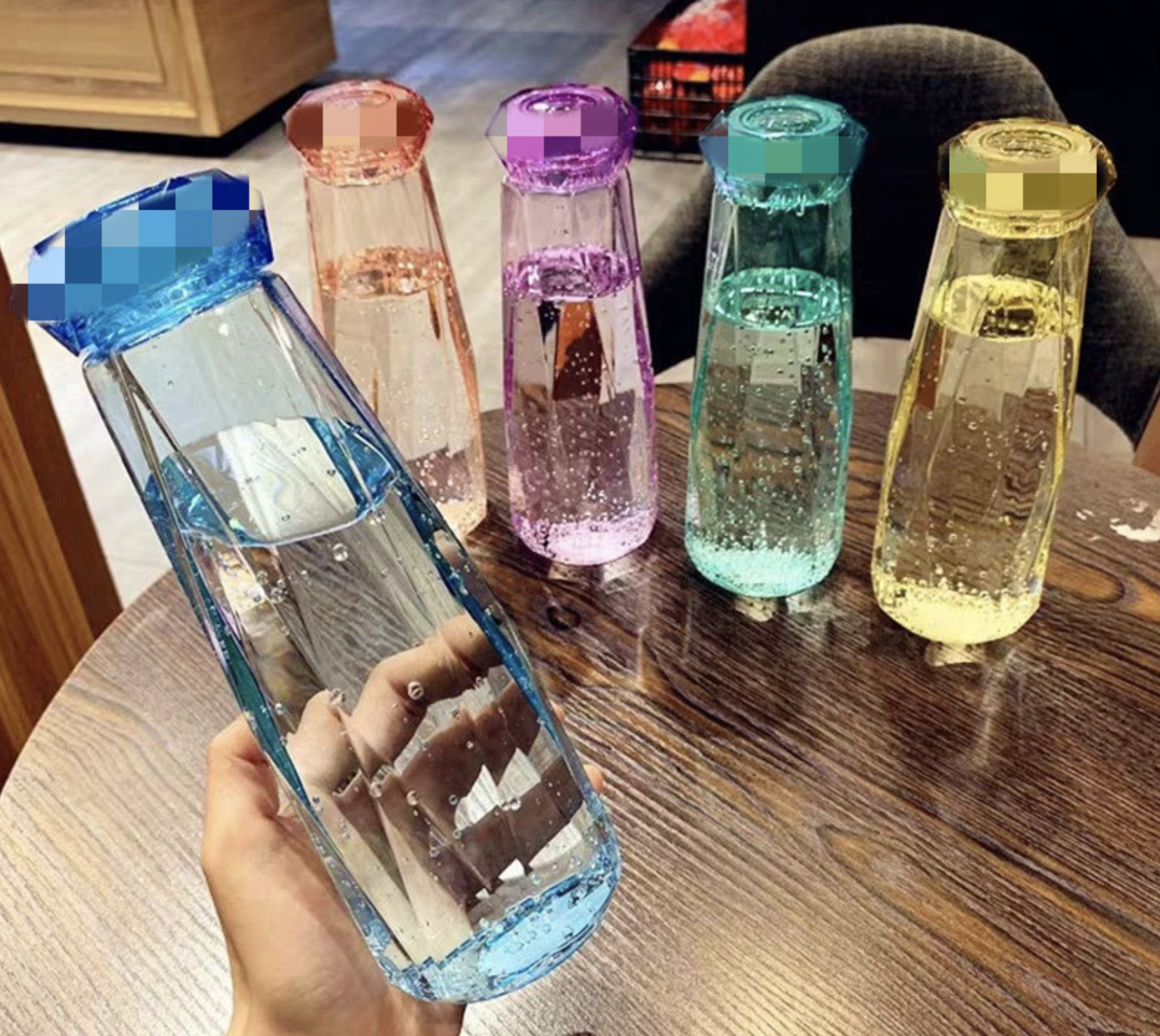 17 Oz Rhombus Borosilicate Glass Waterbottle 2