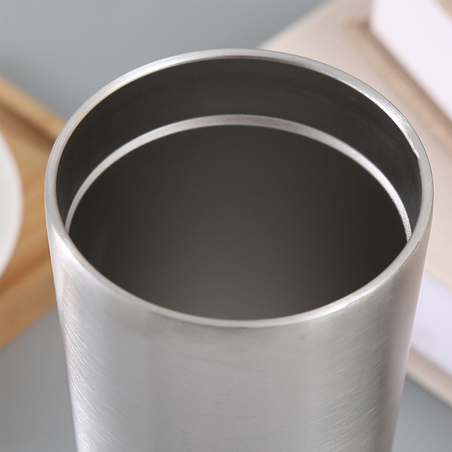 22Oz Stainless Steel Double-Layer Car Insulation Cup 7