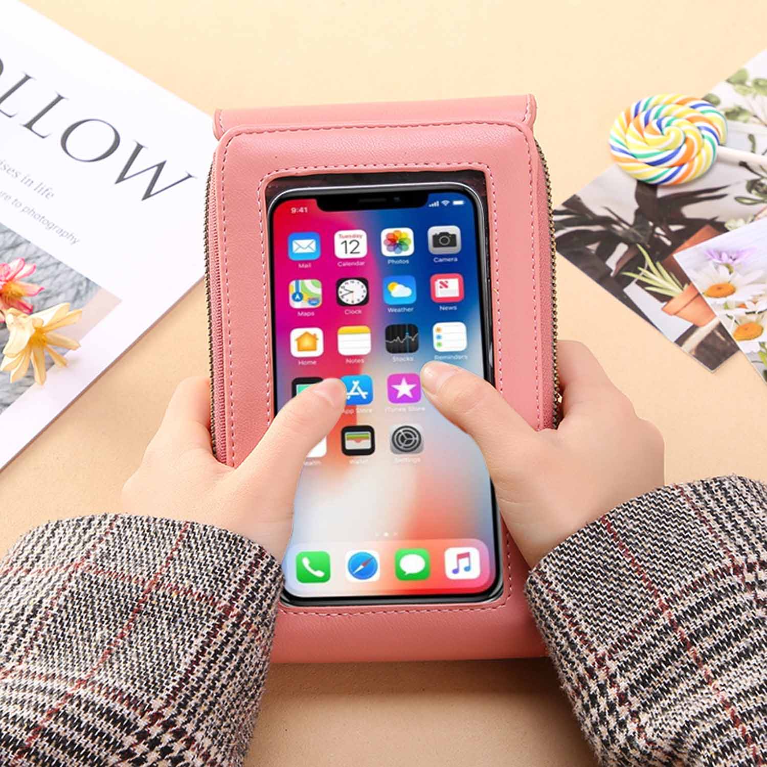 Crossbody touchscreen phone bag 2