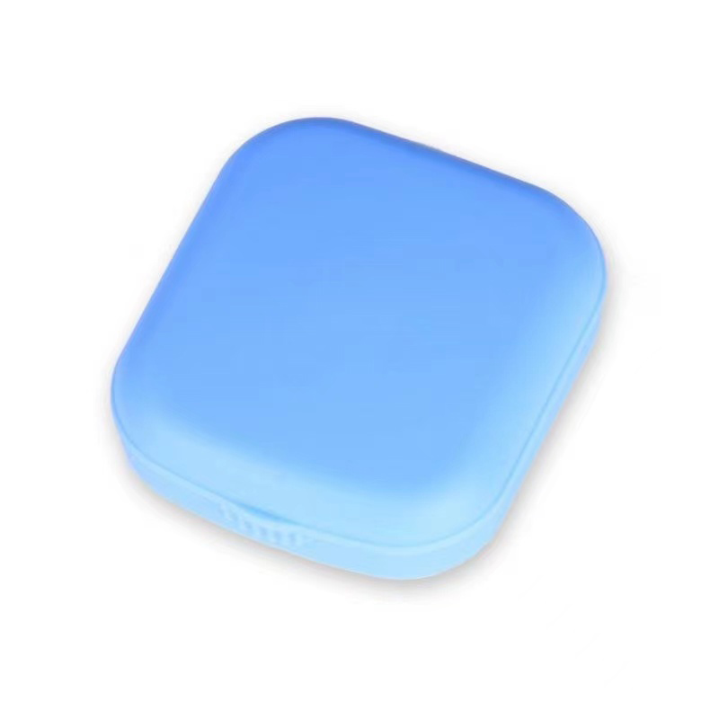 Plastic Contact Lens Kit With Mirror 1