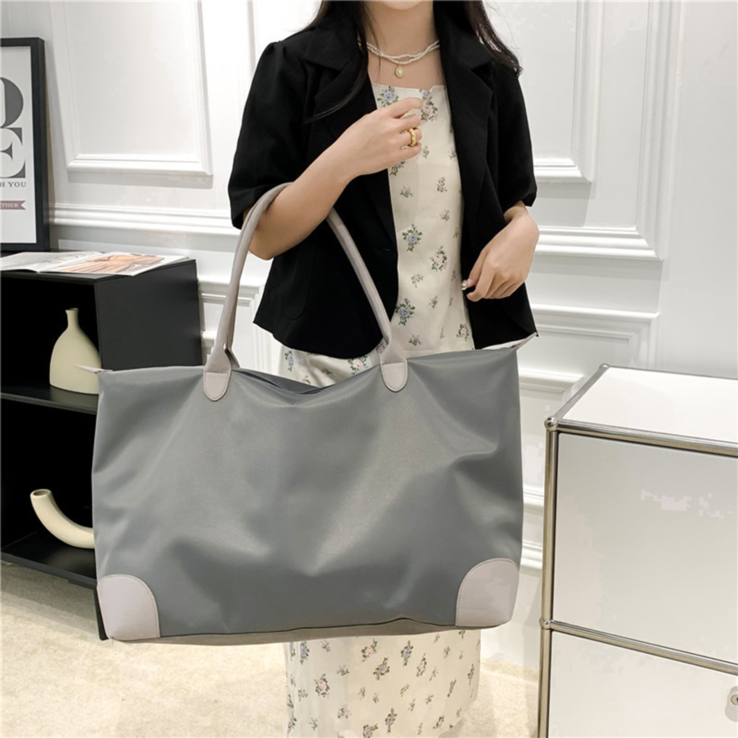 Nylon Large Capacity Travel Overnight Duffel Bag For Women 5