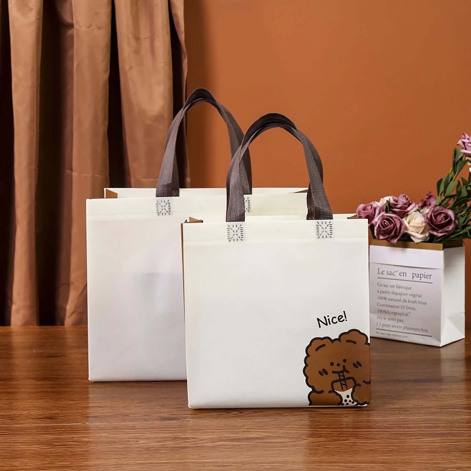 Eco-Friendly Non-Woven Gift Bag With Logo For Shopping 3