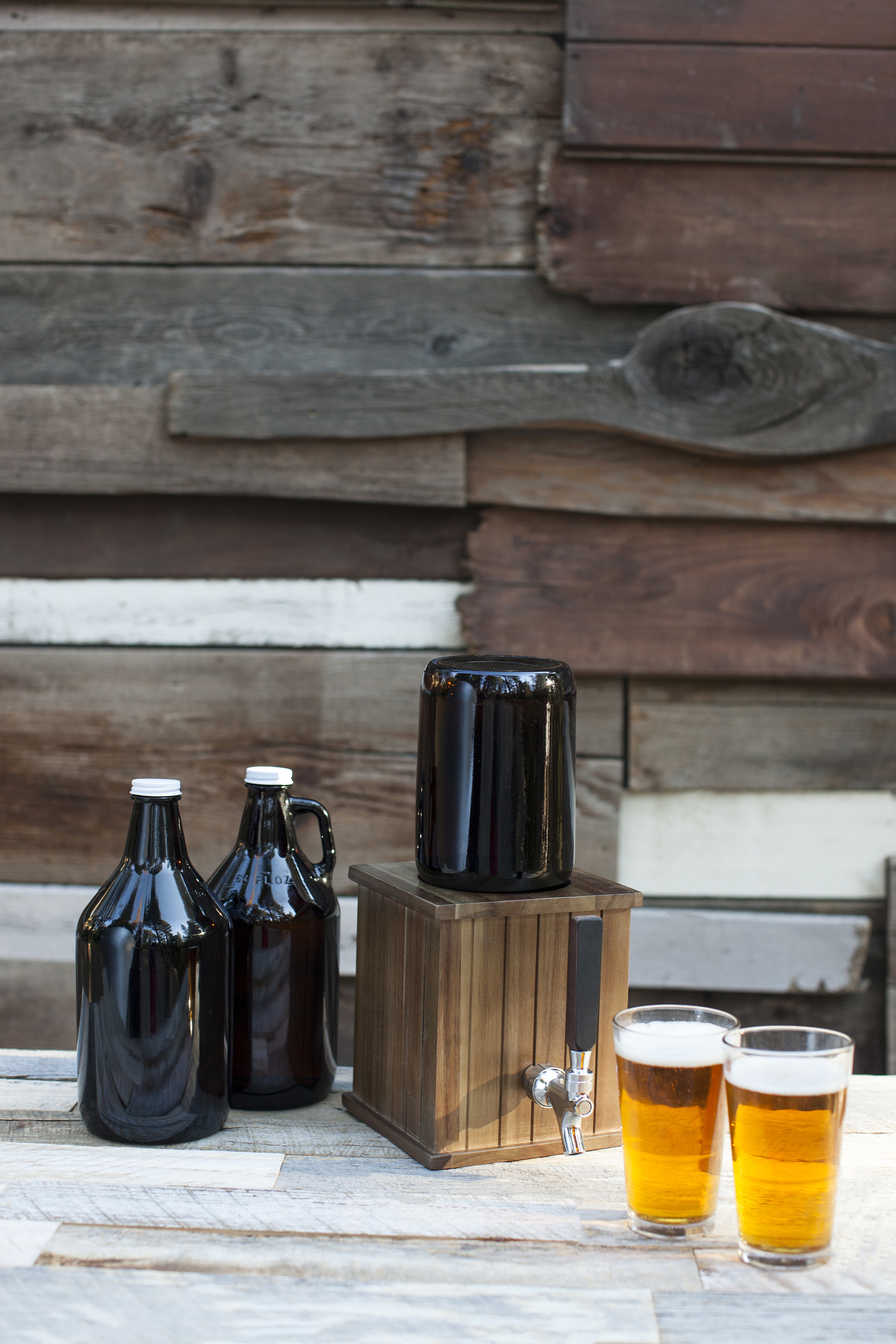 Growler Tap with 64 oz. Glass Growler 4