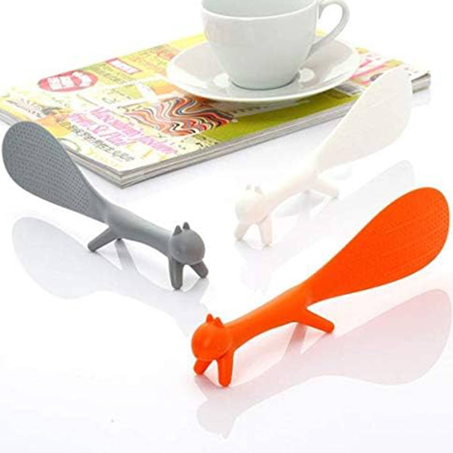 Cute Creative Squirrel Standing Non-Stick Table Lunch Spoon 1
