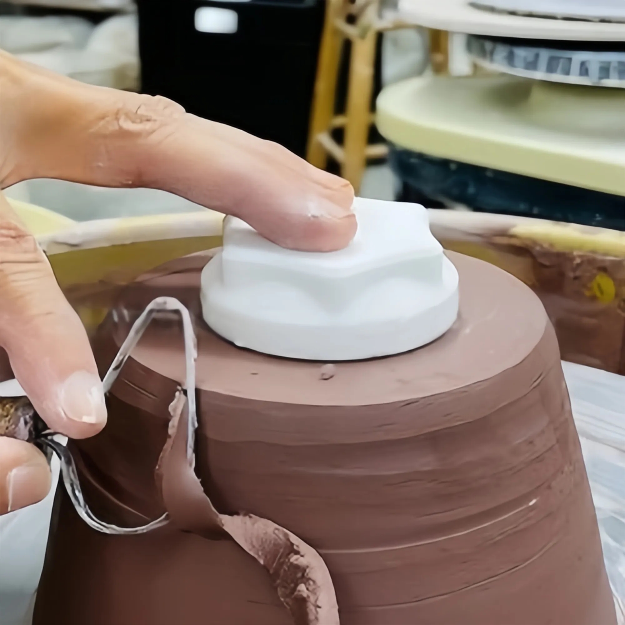 Pottery Rotating Throwing And Trimming Machine 4