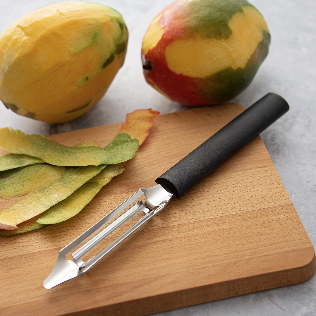 Deluxe Vegetable Peeler w/Black Handle 4