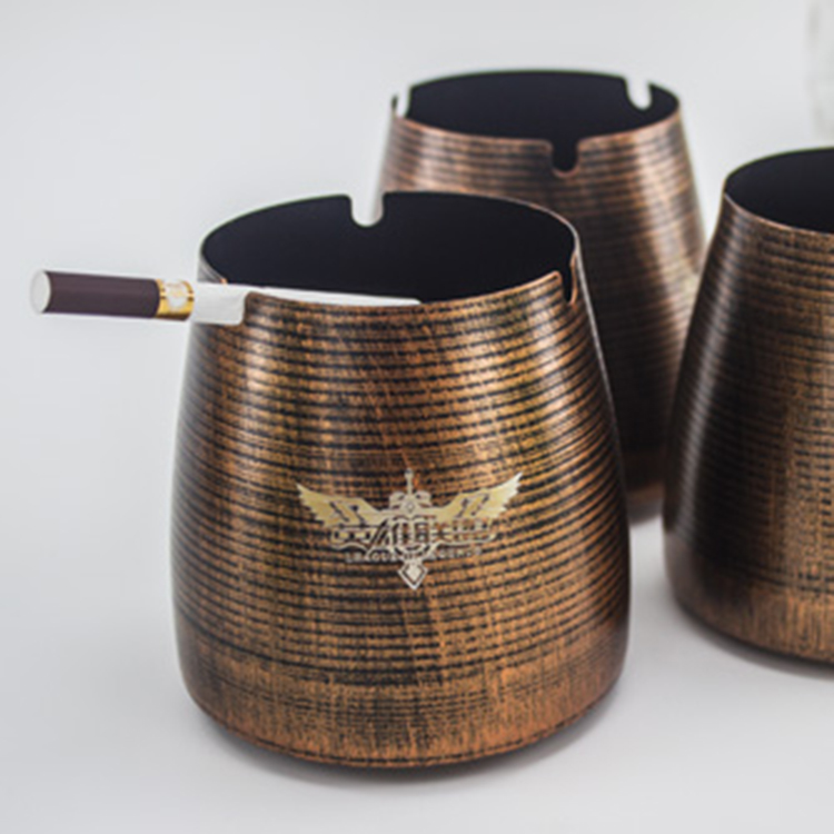 Windproof Classic Ashtray 3