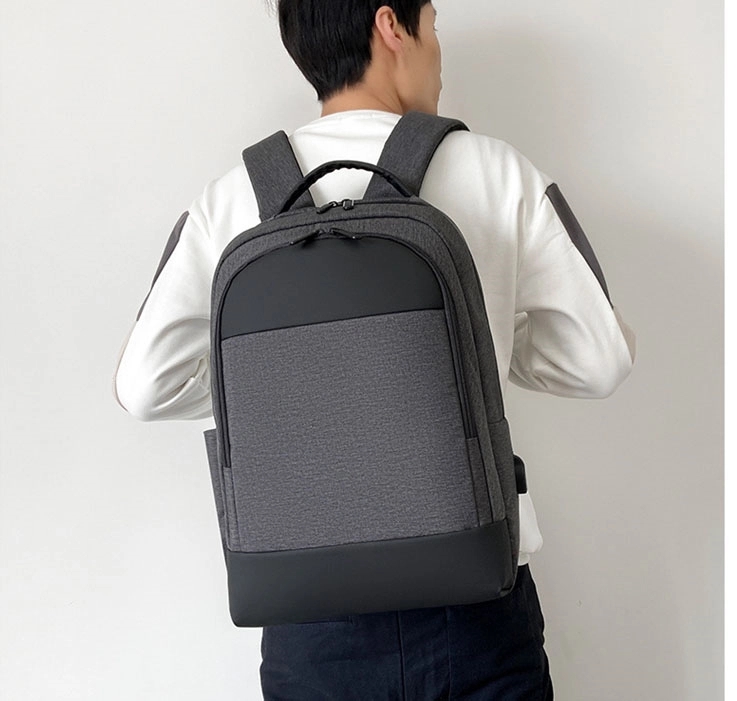 Custom  Business  Large Capacity Laptop Bags with USB  Port 16