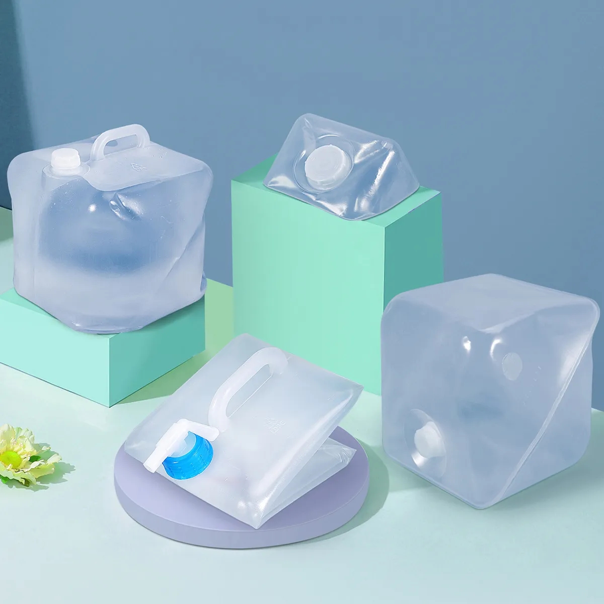 Outdoor Collapsible Water Container Storage with Spigot 3