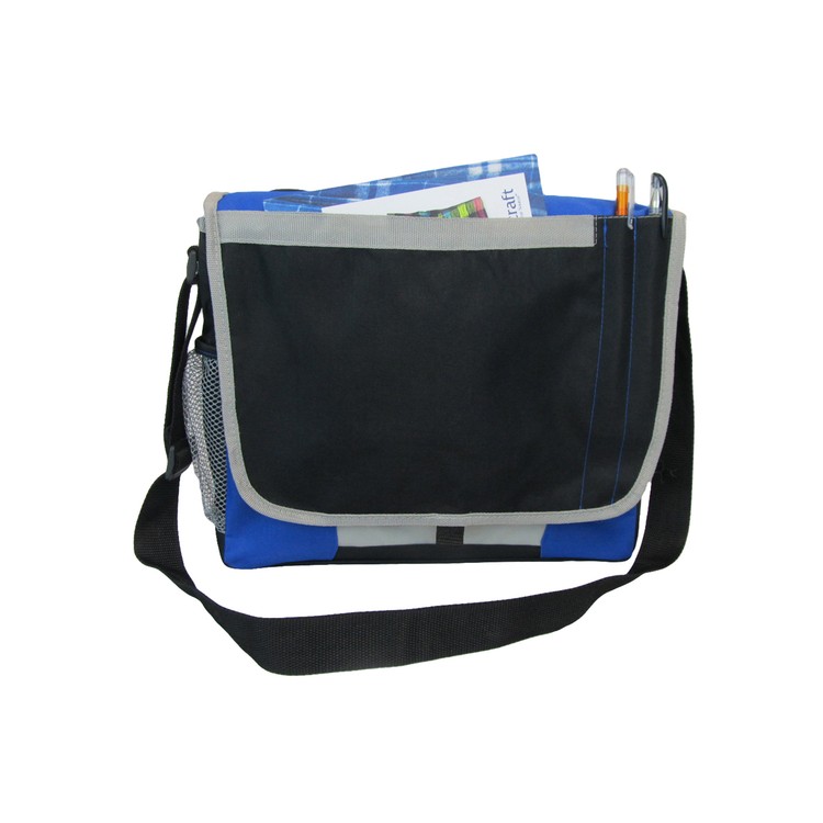 Messenger brief with side mesh pockets 11