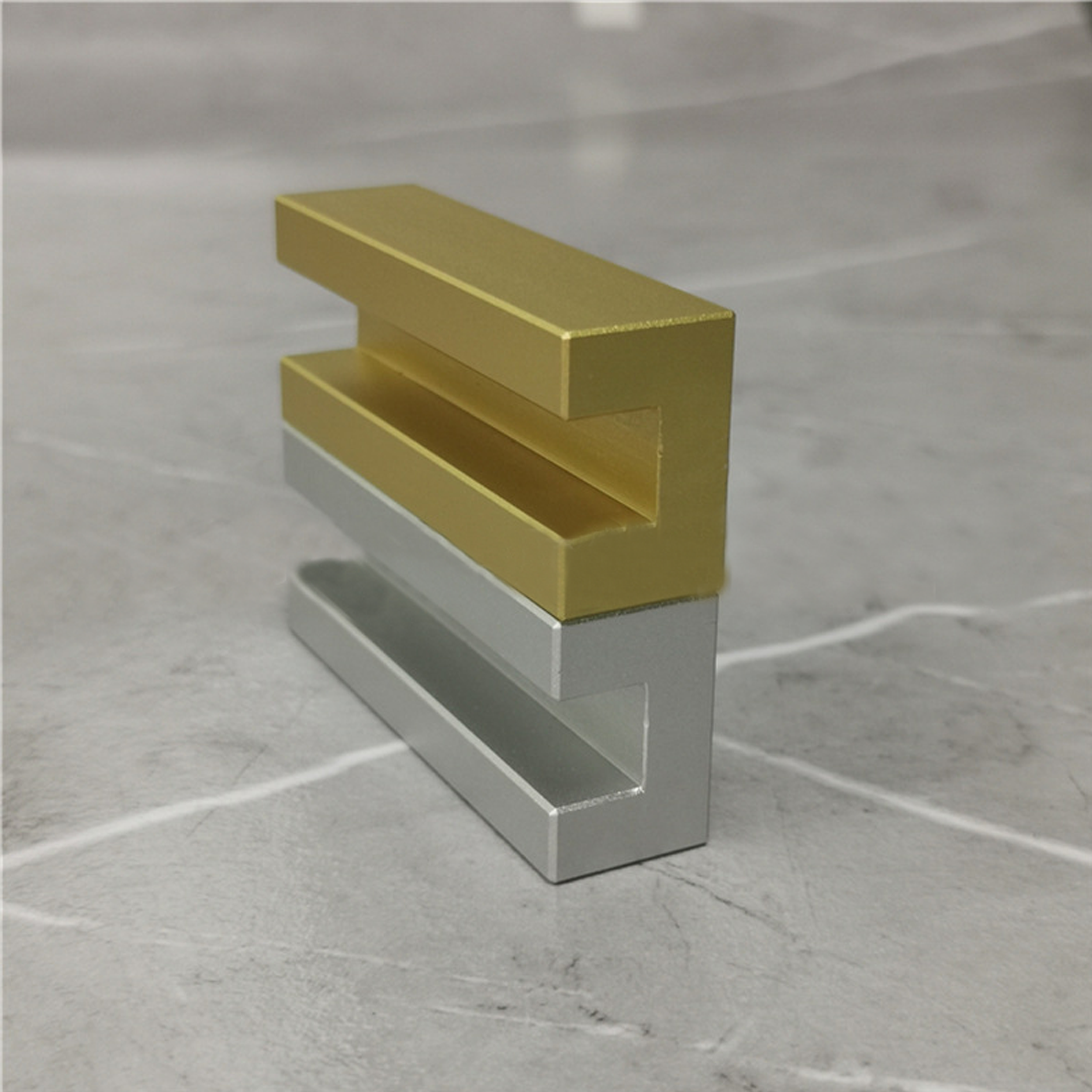 Aluminum Alloy Business Card Holder 1