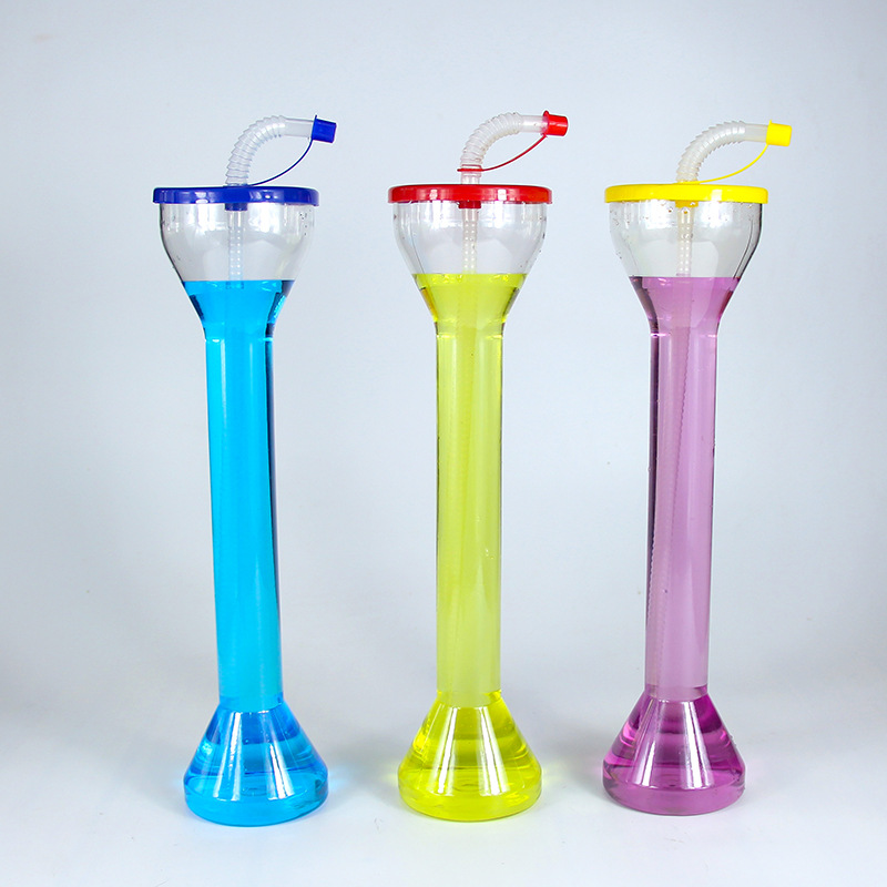 17oz Plastic Cup with Straw Yard 2