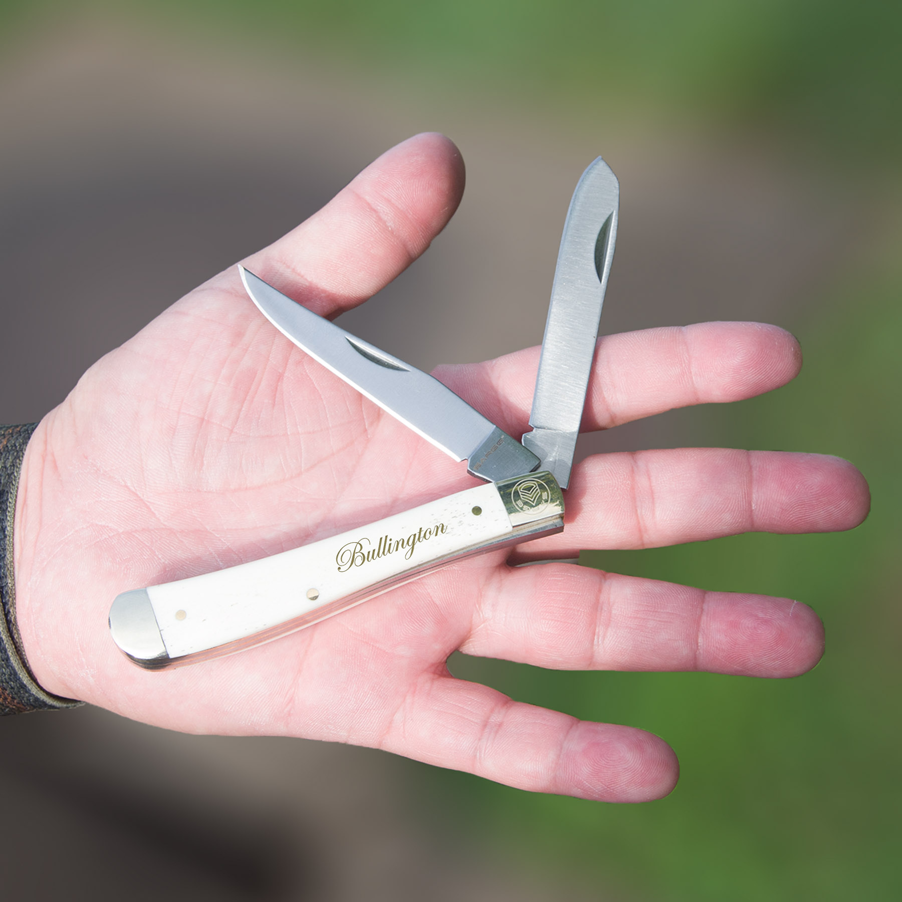 Maverick - White Bone 2 Blade Trapper 5