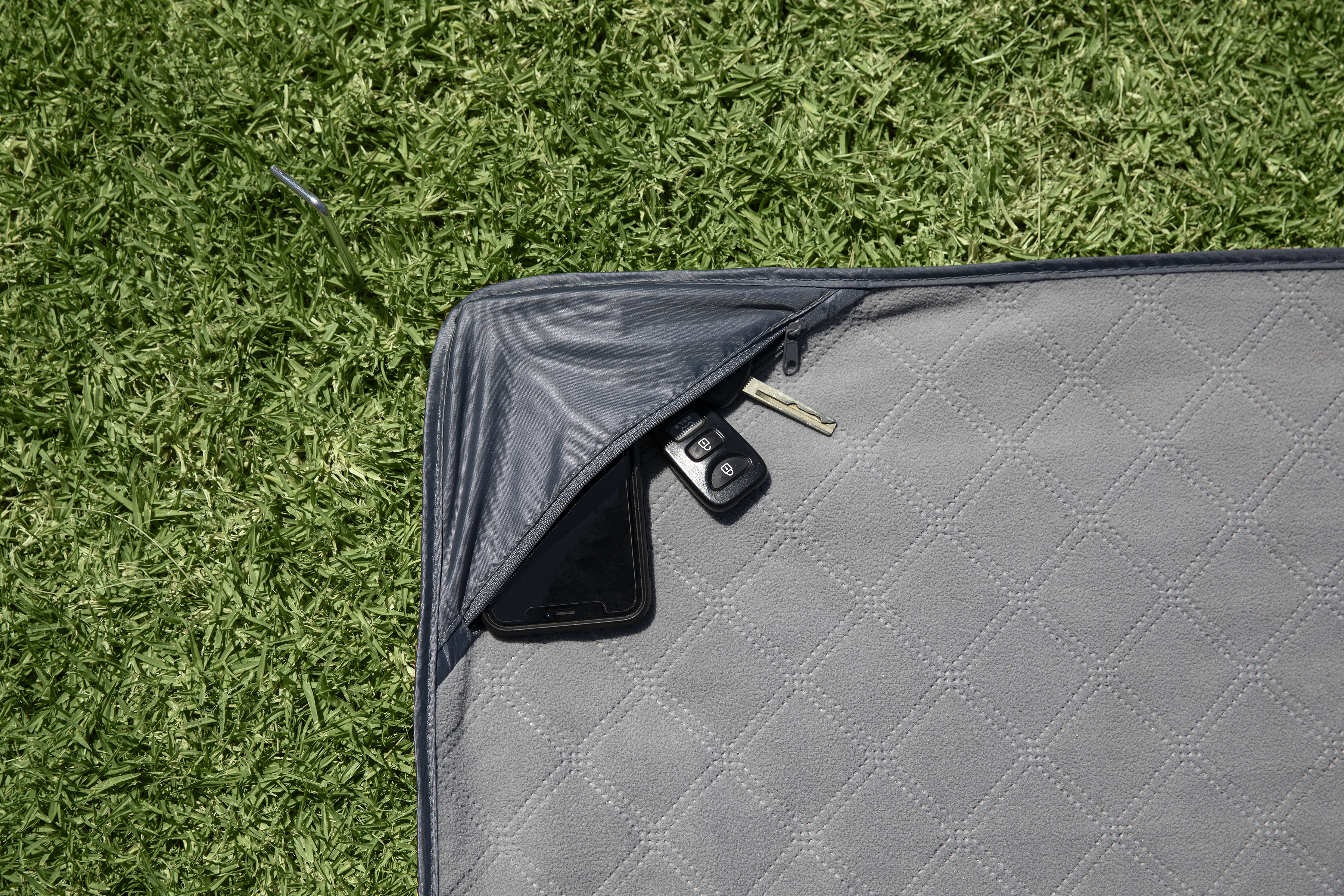 All-Purpose Machine Washable Stadium Blanket 6