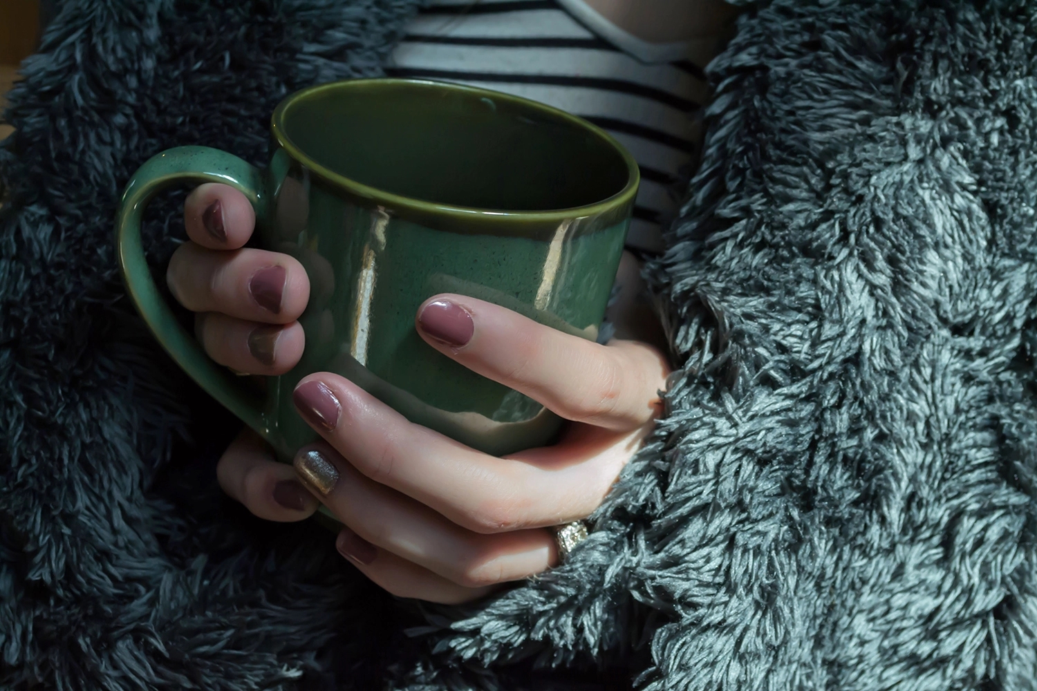 The Urban Alpaca Home Throw 50" x 60"