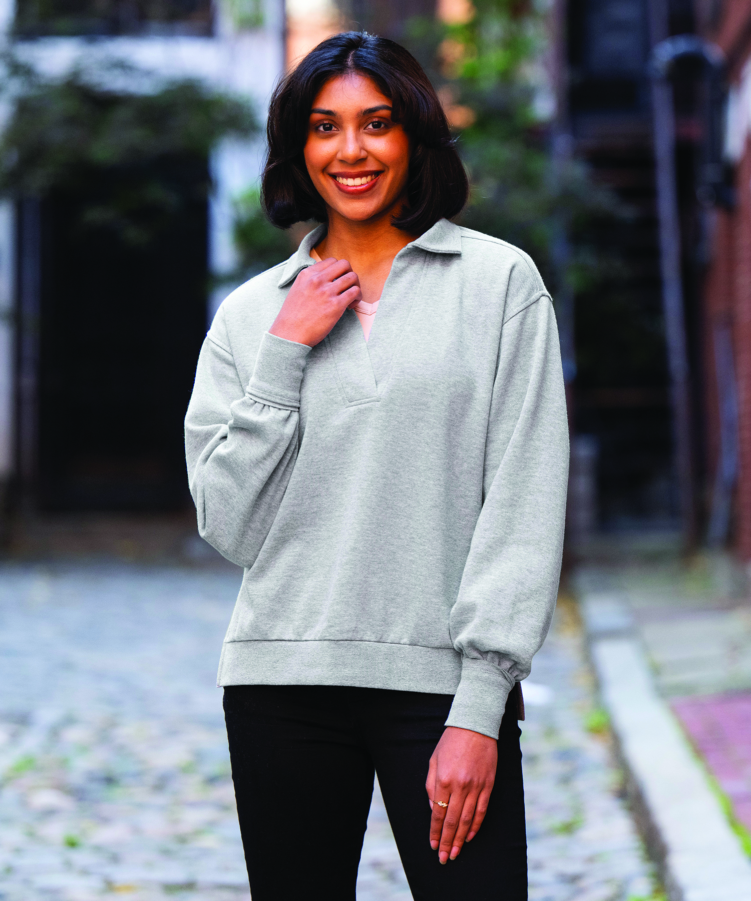 Women's Coastal Sweatshirt 51