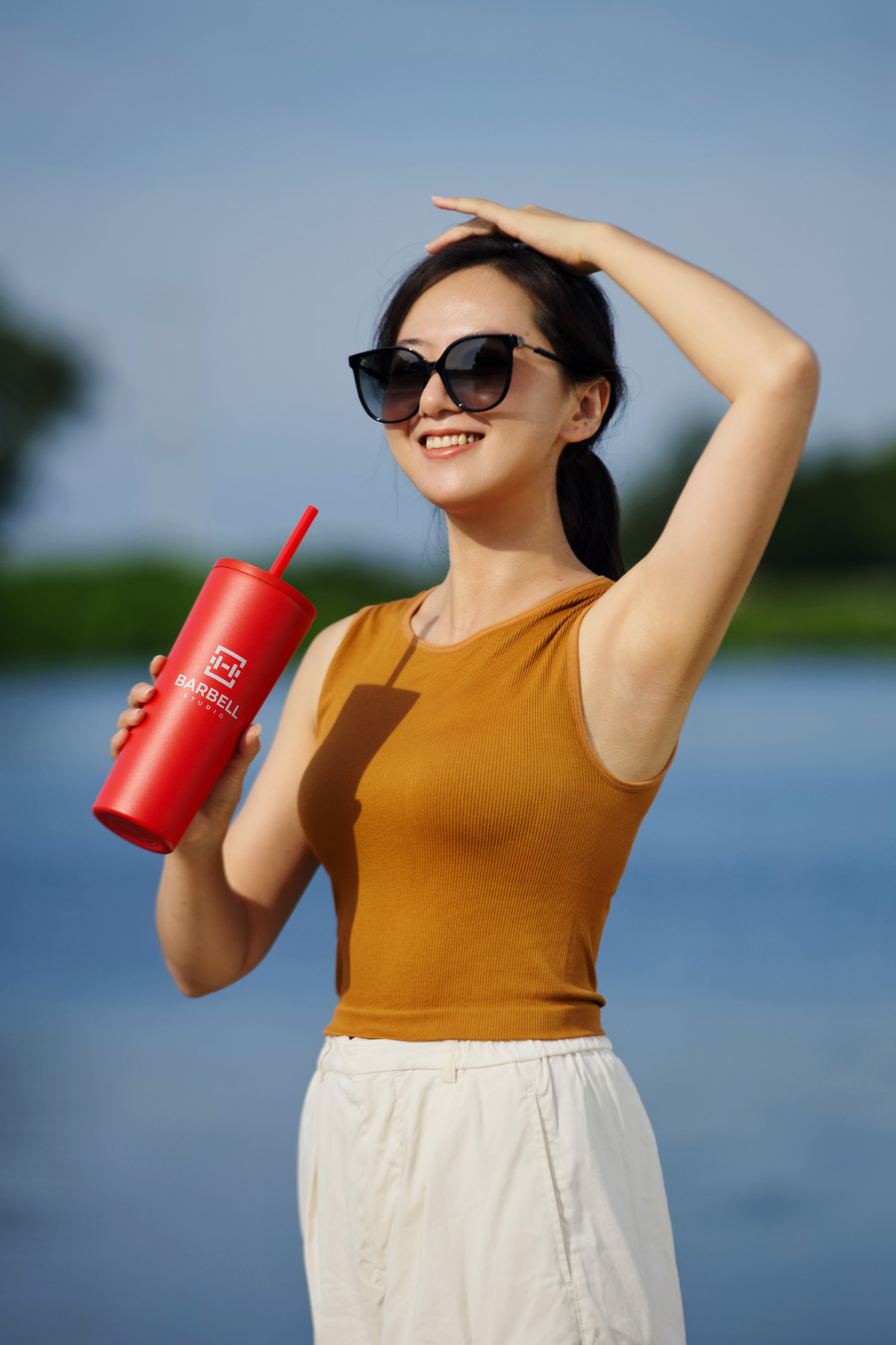 Bradford 24 oz Vacuum Insulated Stainless Steel Tumbler with Straw 59