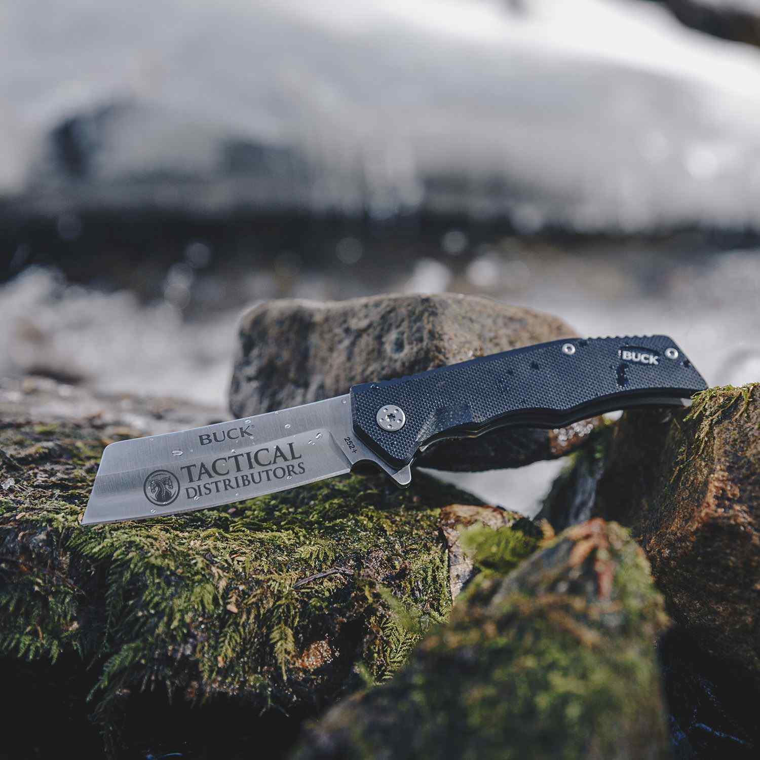 Buck® Trunk Knife 8
