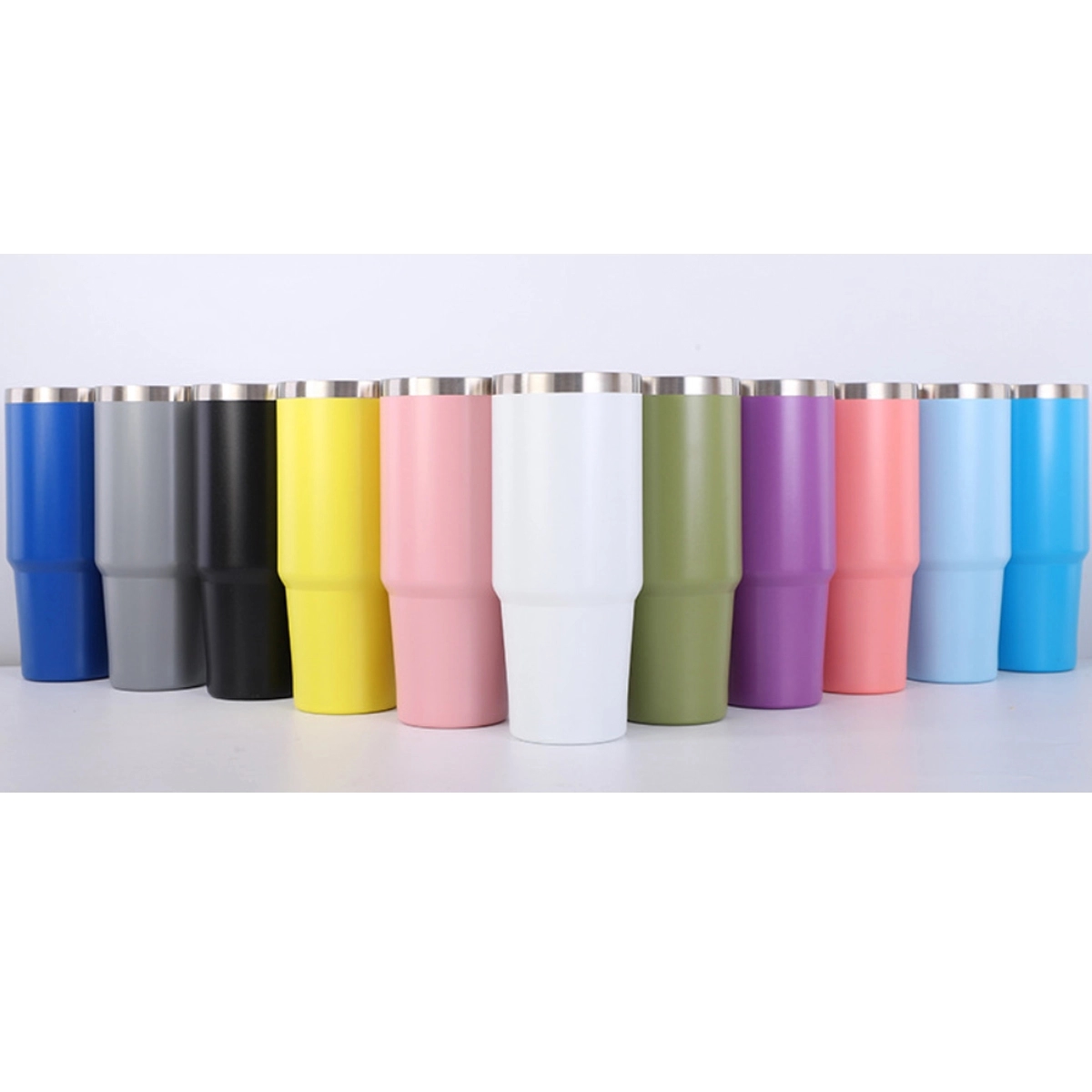30 oz Insulated Tumbler With Lids and Straws 5