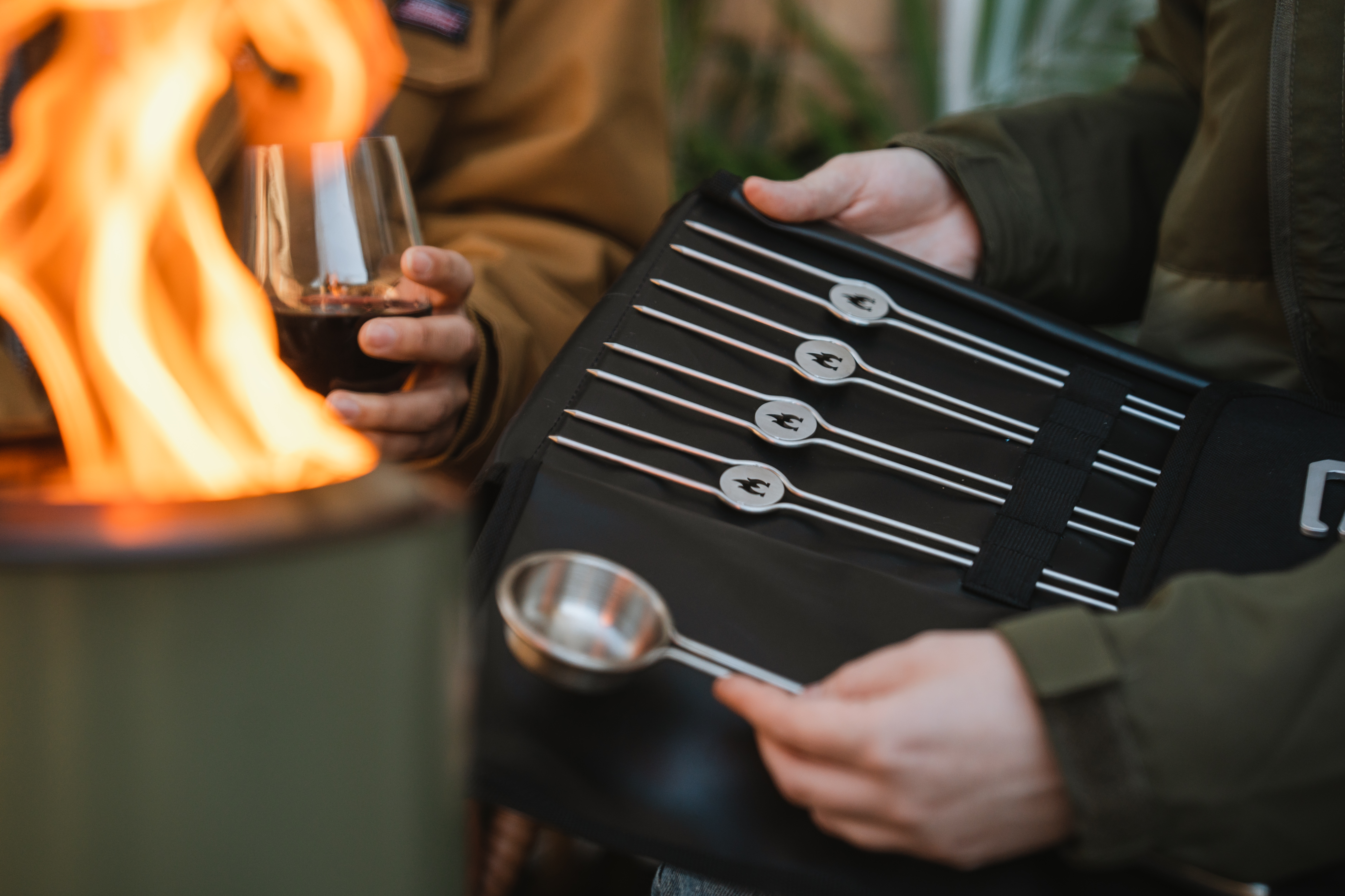 Solo Stove - Mesa 5" Tabletop Fire Pit - Roasty n Toasty Bundle (Stainless) 4