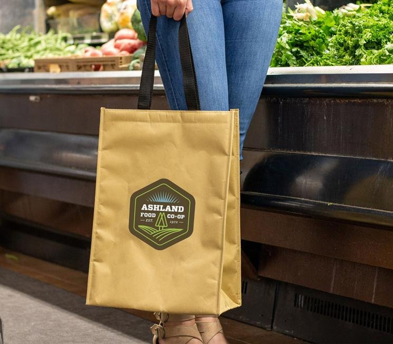 Brown Aluminum Foam Paper Bag with Webbed Handle 3
