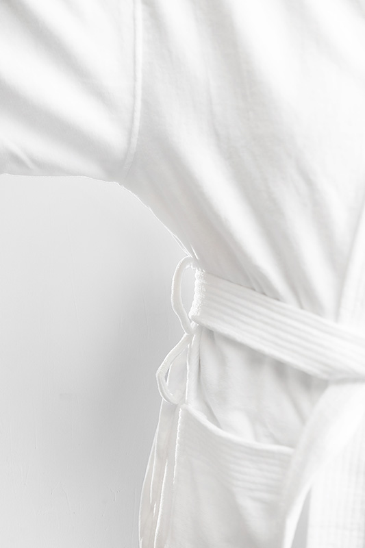 Luxurious Plush Bath Robe 3