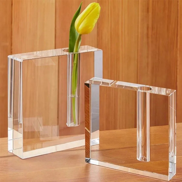 Optical Square Crystal Bud Vase 3