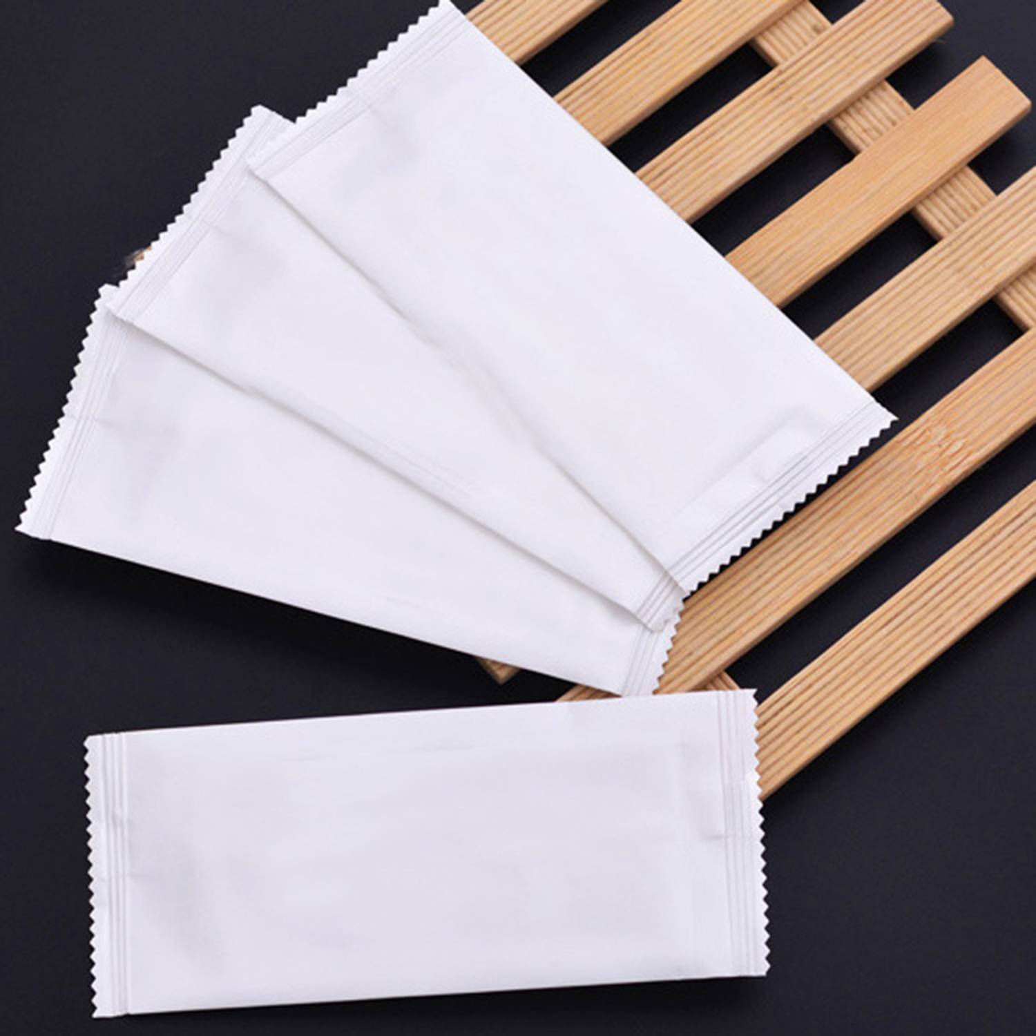 Custom Individually Wrapped Wet Wipes 5