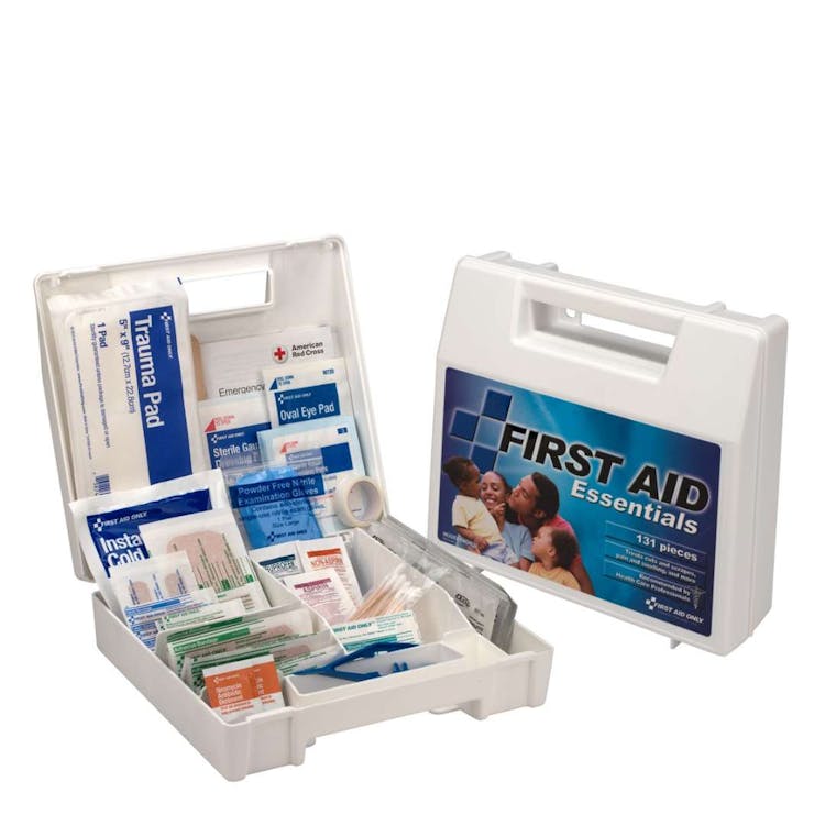 First Aid Kit -130 Piece 2