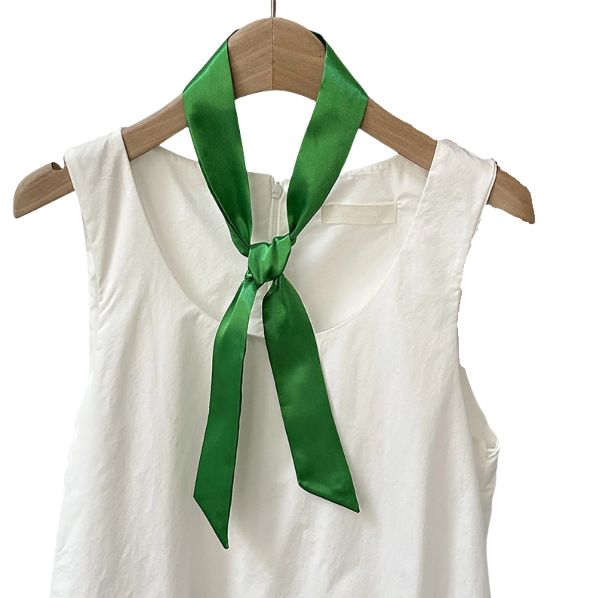 Elegant Long Scarf: Versatile Neckwear & Hair Accessory 1