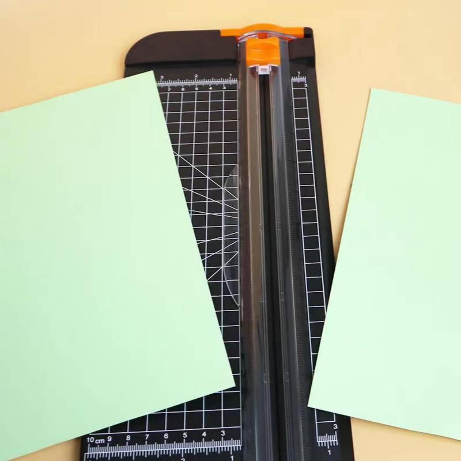 Portable A4 Photo Paper Cutter w/ Ruler 7