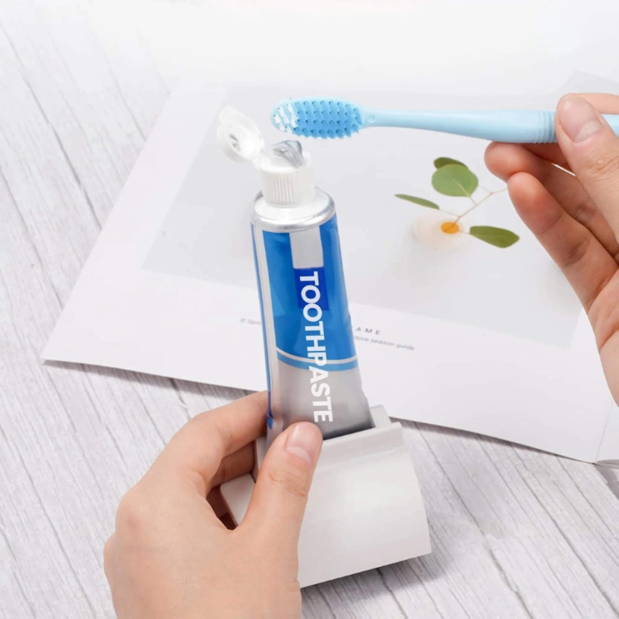 Portable Universal Toothpaste Squeezing Tool 2