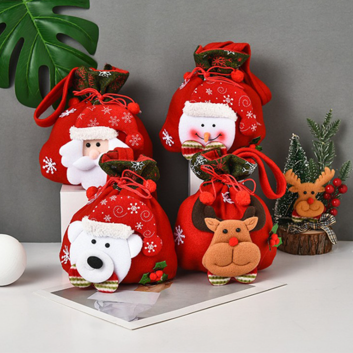 3D Designs Flannel Decoration Christmas Drawstring Gift Bags 15