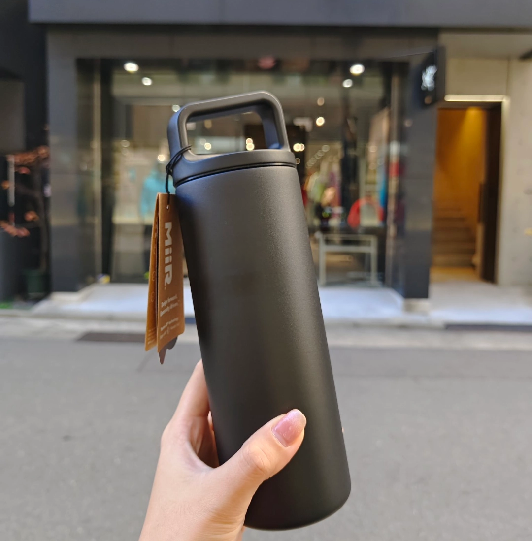 20 oz Vacuum Insulated Bottle / Brew Flask 2