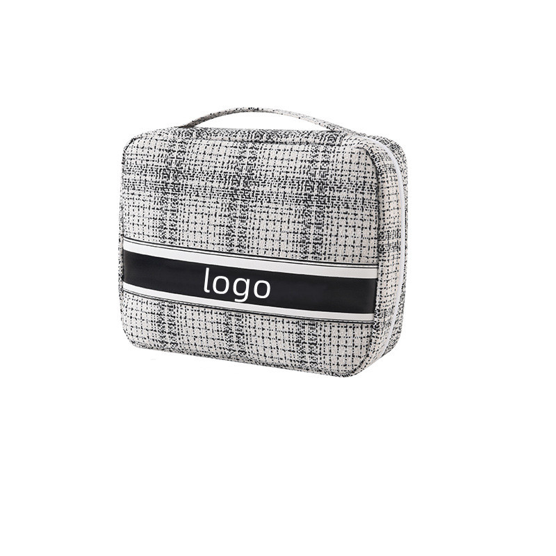 Deluxe Travel Toiletry Bag 2