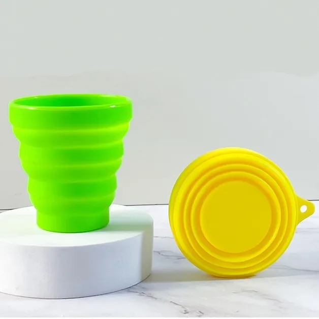 3.4 oz. Silicone Folding Cup 1