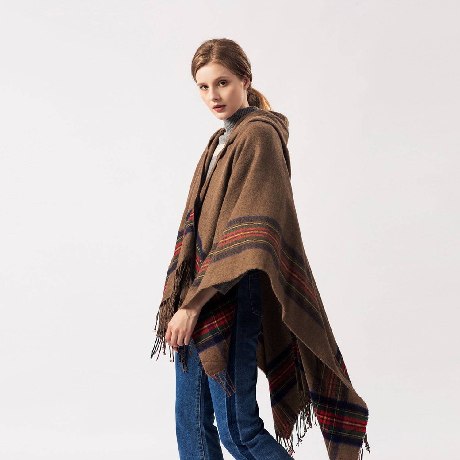 Fashionable Striped Shawl with Luxurious Tassels 5