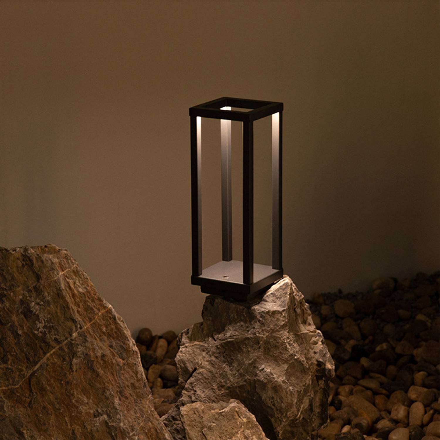 Metal Table Lamp Rechargeable Bedside Outdoor Camping 1