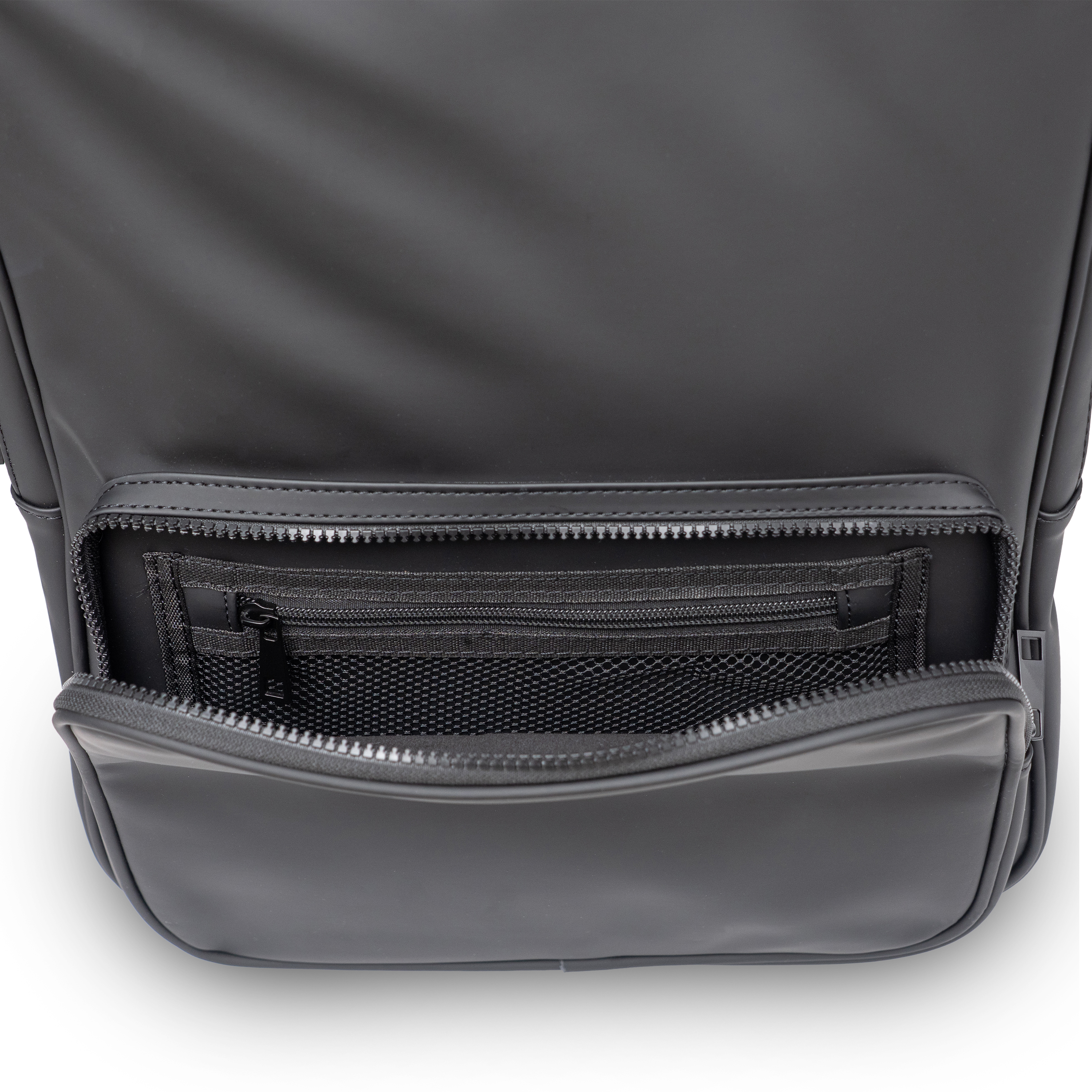 Roam 17" laptop backpack call of the wild 1