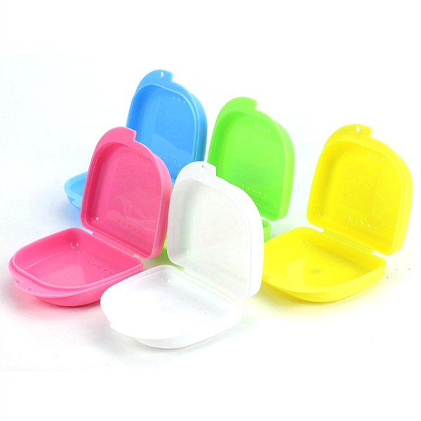 Dental Retainer Case 1