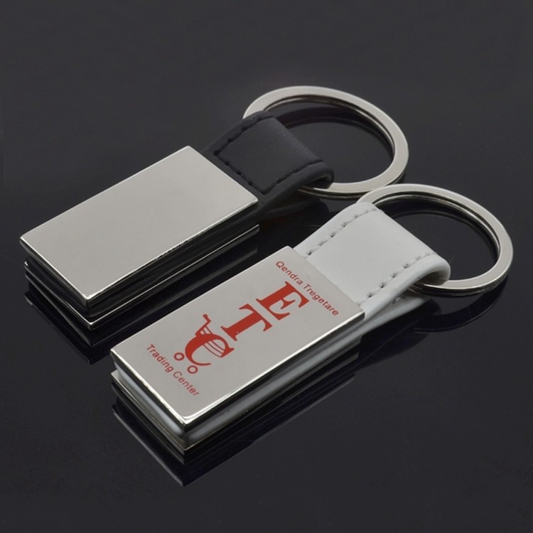 PU Leather Interlayer Zinc Alloy Custom Key Chains / Rings 2