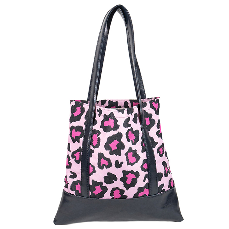 Medium Flat Tote (14"H x 14"W) 11