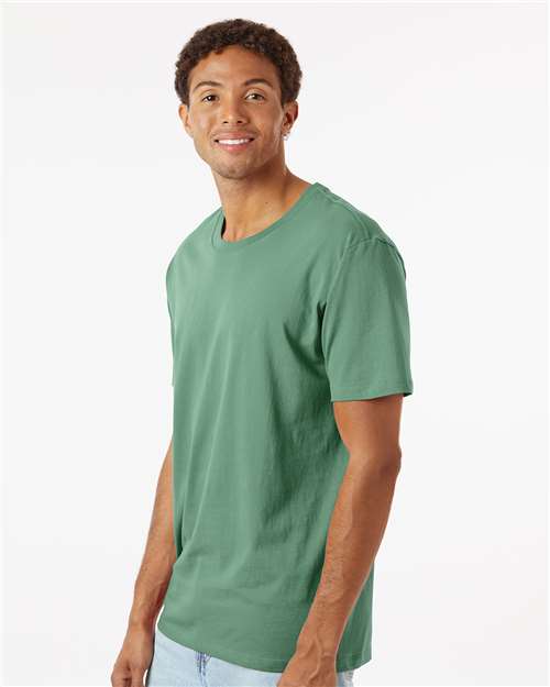 Unisex Classic T-Shirt - 200 58