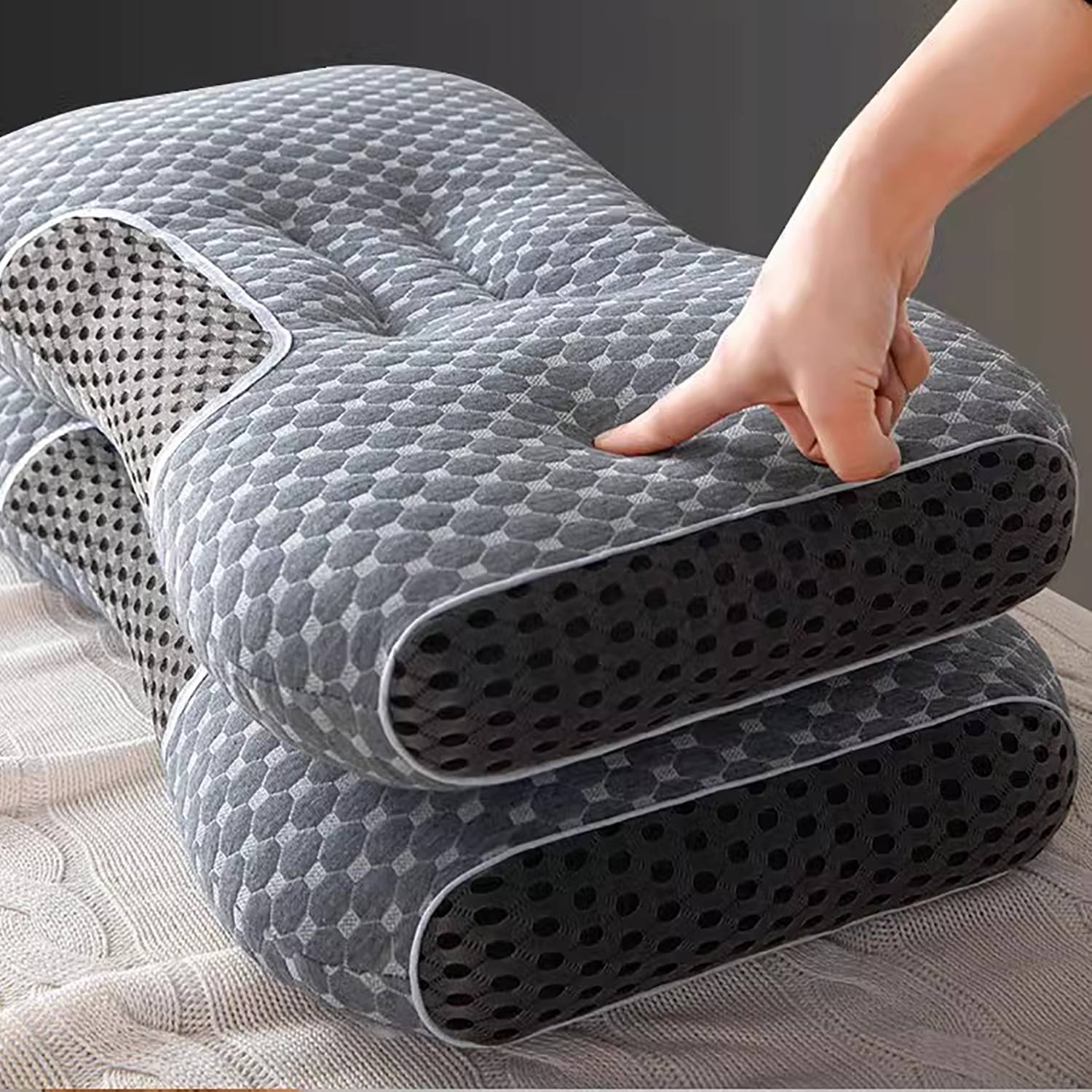 Thickened Non-Collapsing Machine Washable Pillow 7