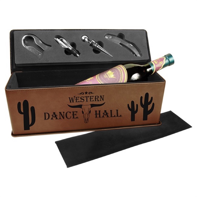 Leatherette Wine Tool Set & Bottle Case 8