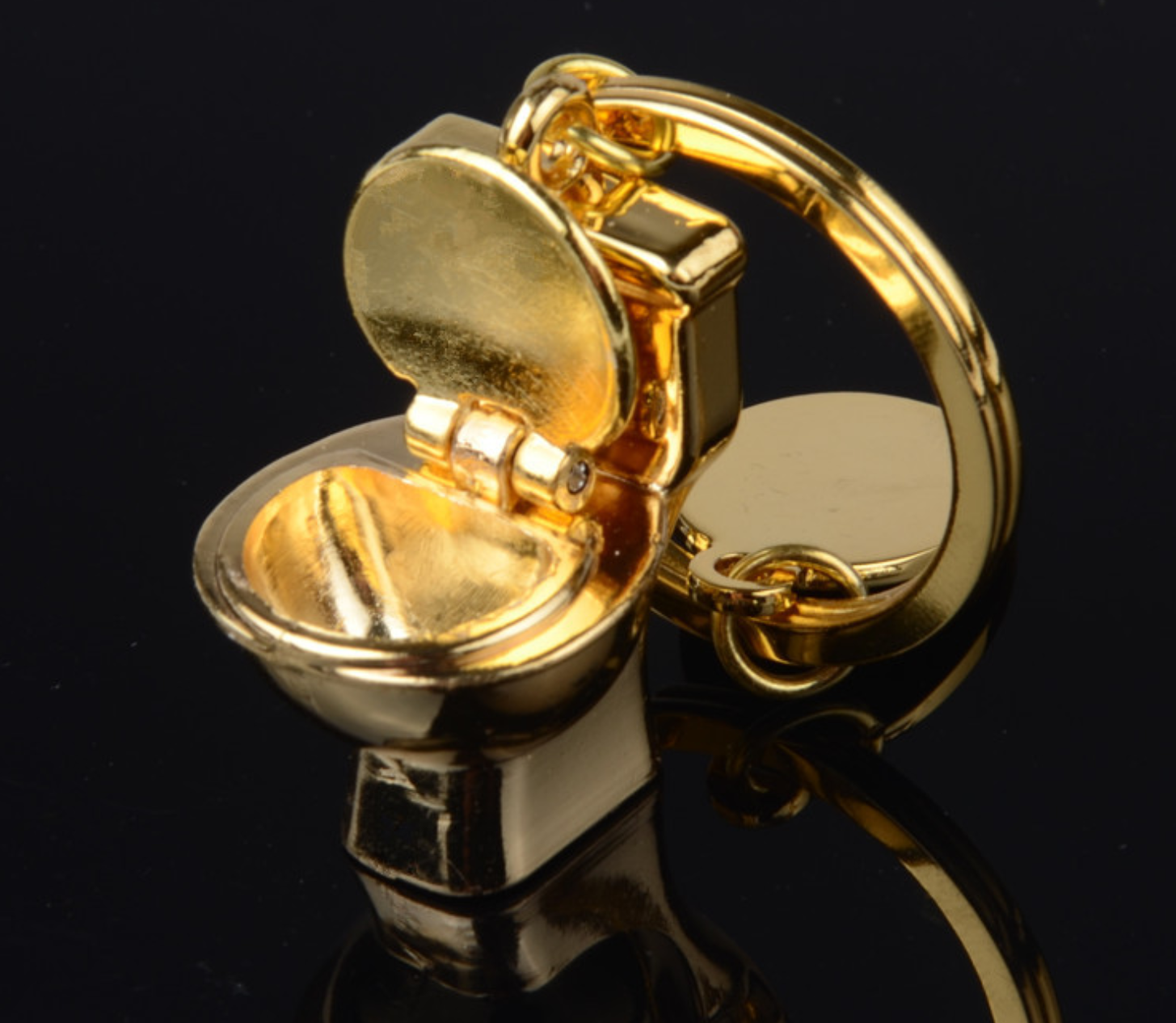 Funny Toilet Keychain 3