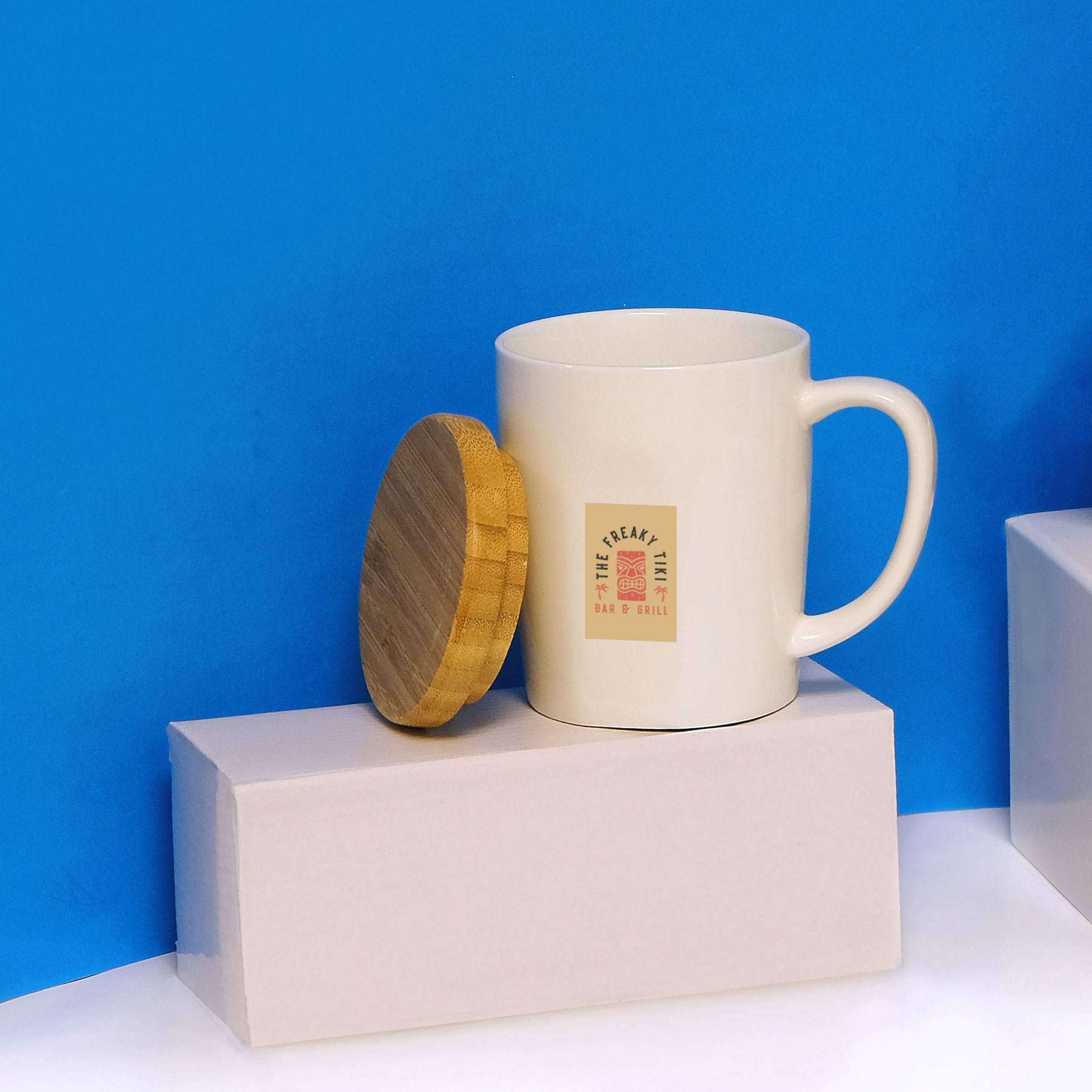 Chic Mug With Bamboo Lid 2
