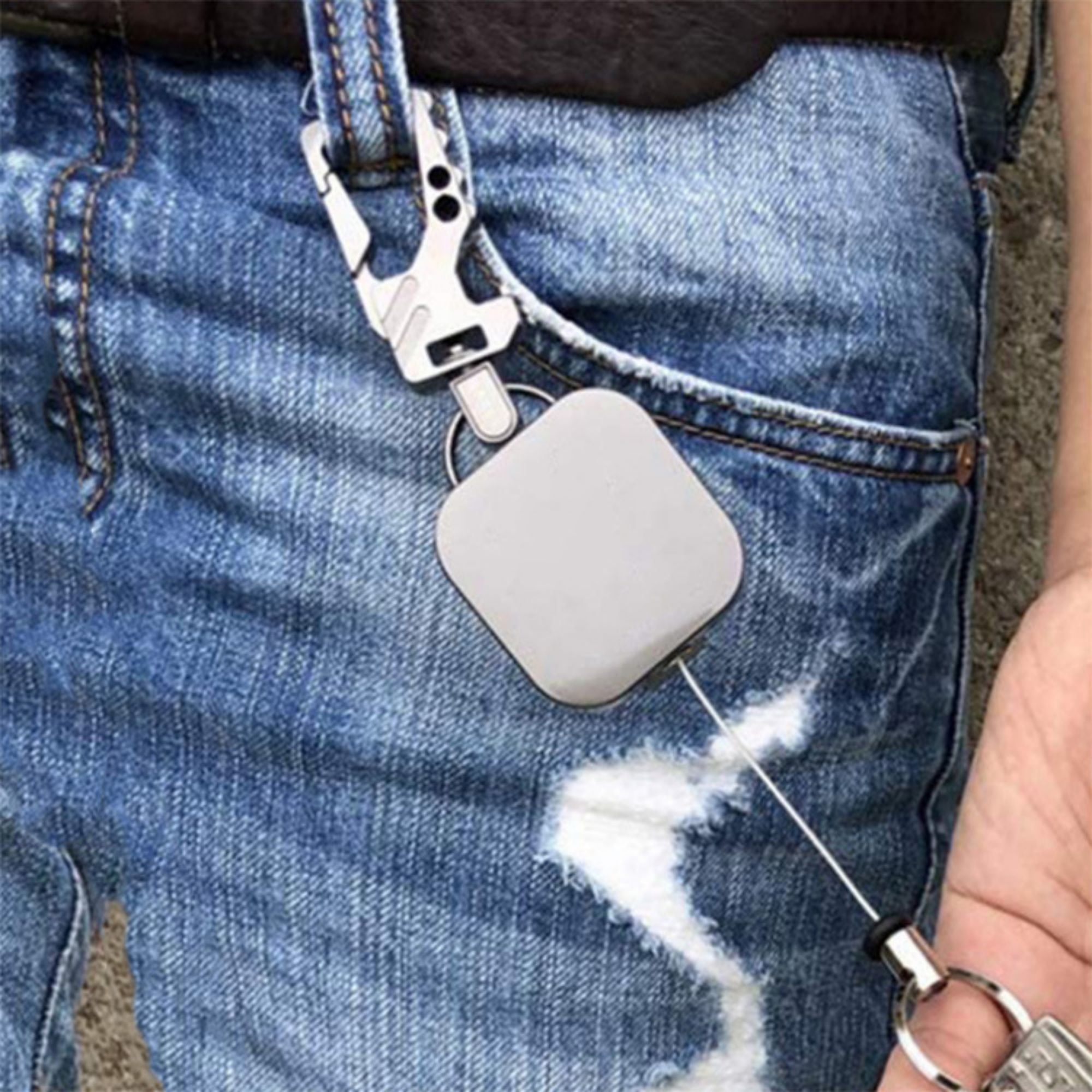 Retractable Keychain 1