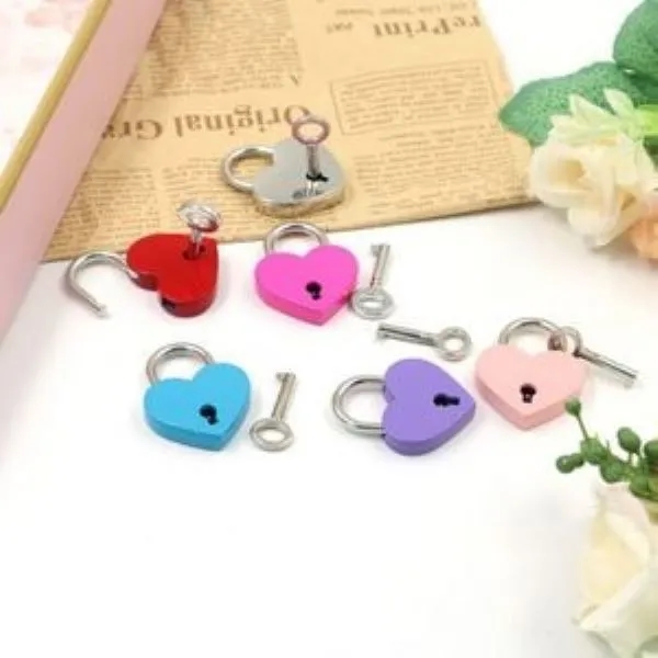Heart Shaped Padlock 3